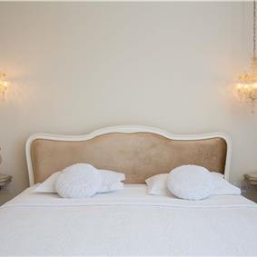 Luxury 6 Bedroom Brac Island Beach Front Villa With Heated Infinity Pool and lift near Sumartin sleeps 12